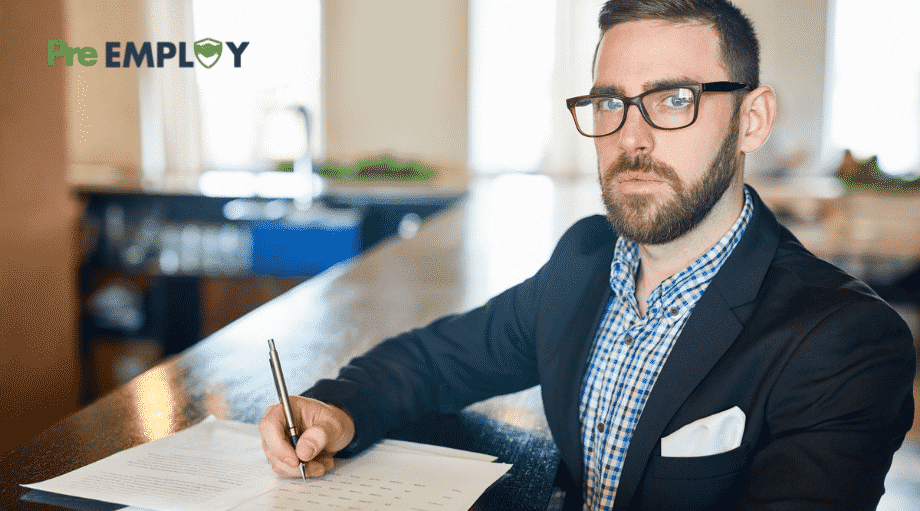 Featured Court Finds Employer’s Violation of FCRA Stand-Alone Requirement “Not Willful”